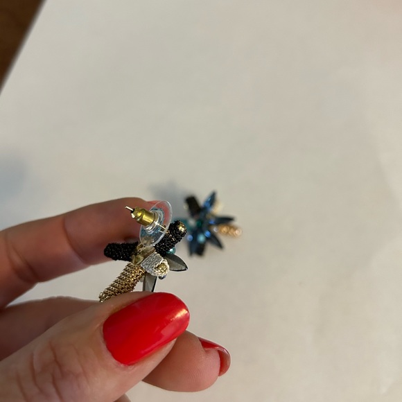 Blue crystal cluster earrings - Picture 4 of 5